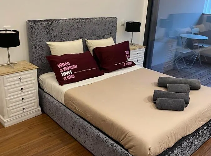 Orpheu Deluxe - Parque Nacoes Apartment