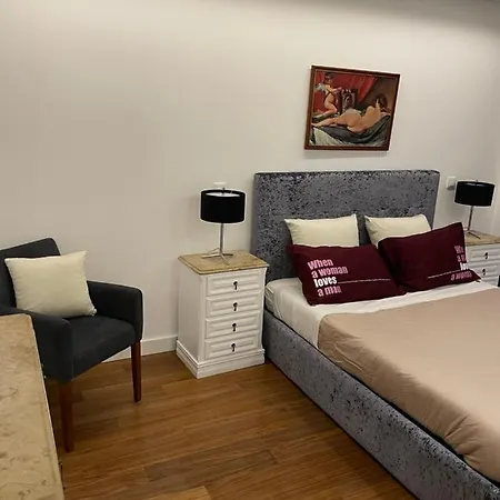 Апартаменти Orpheu Deluxe - Parque Nacoes *