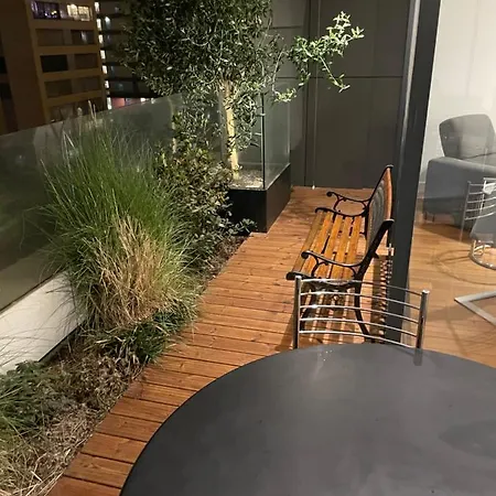 Orpheu Deluxe - Parque Nacoes * Лісабон