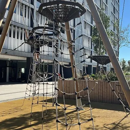 Orpheu Deluxe - Parque Nacoes * Lisbon